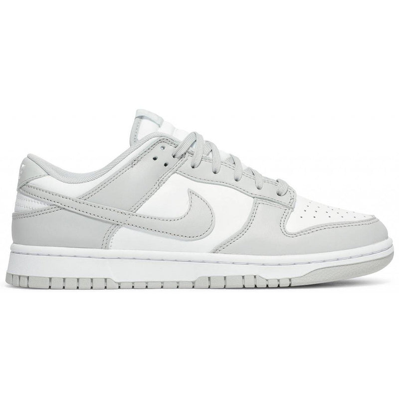 Tênis Nike Dunk Low SB - Branco/Cinza