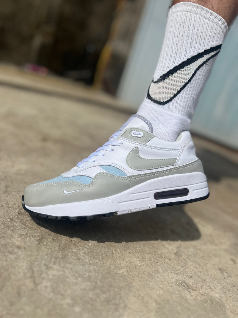 Tênis Nike Air Max 90 Just do It - Cinza