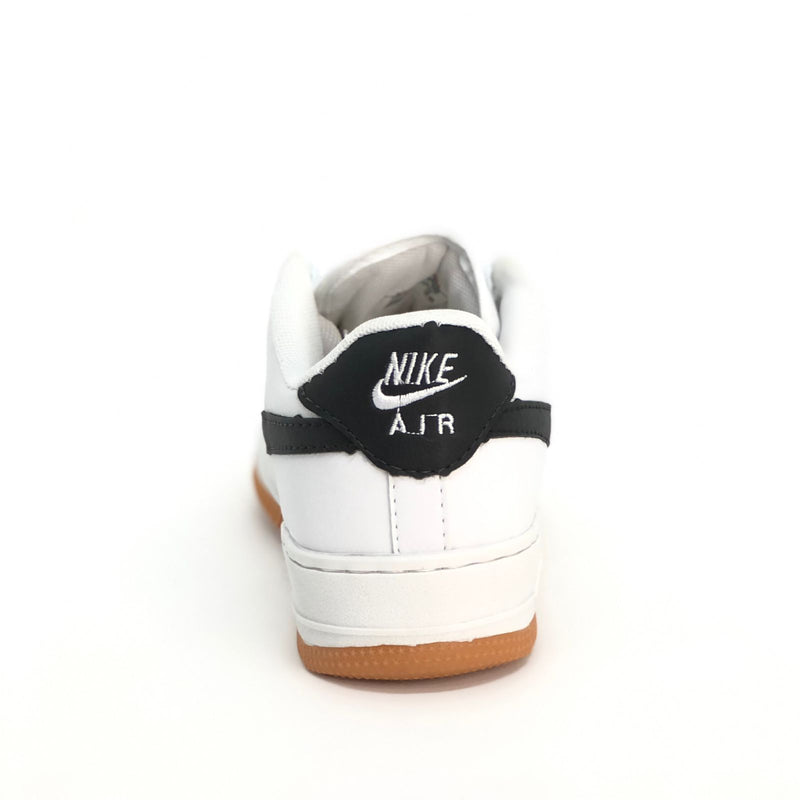 Tênis Nike Air Force 1 - Solado Marrom