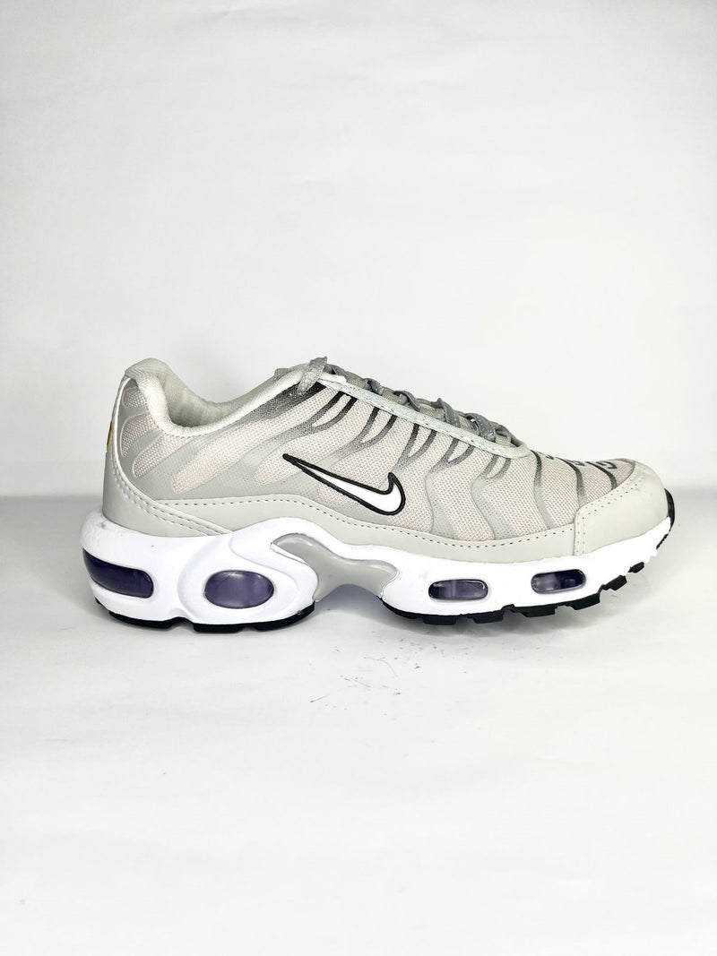 Tênis Nike Air Max TN Plus 1 - Cinza