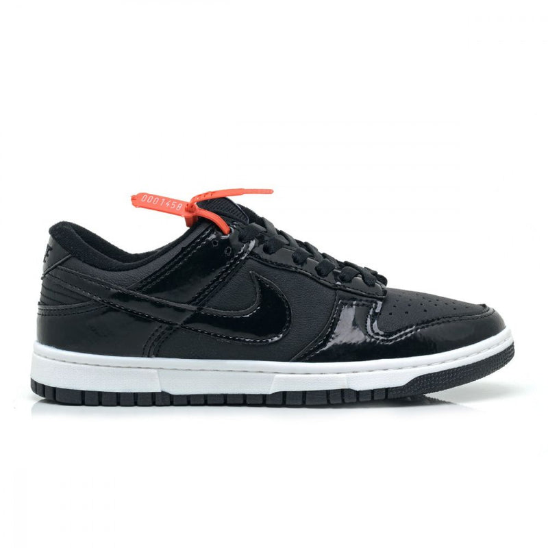 Tênis Nike SB Dunk Low Verniz - Preto