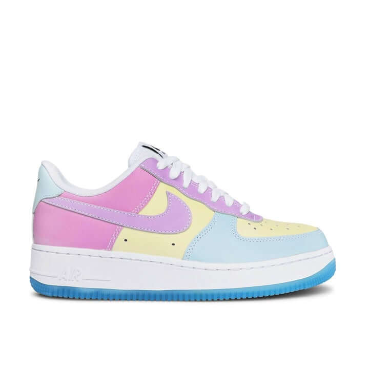 Tênis Nike Air Force 1 Low UV (MUDA DE COR NO SOL)